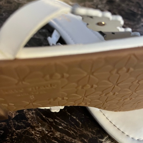 Kate Spade White Floral Embellished Sandals - Picture 10 of 12